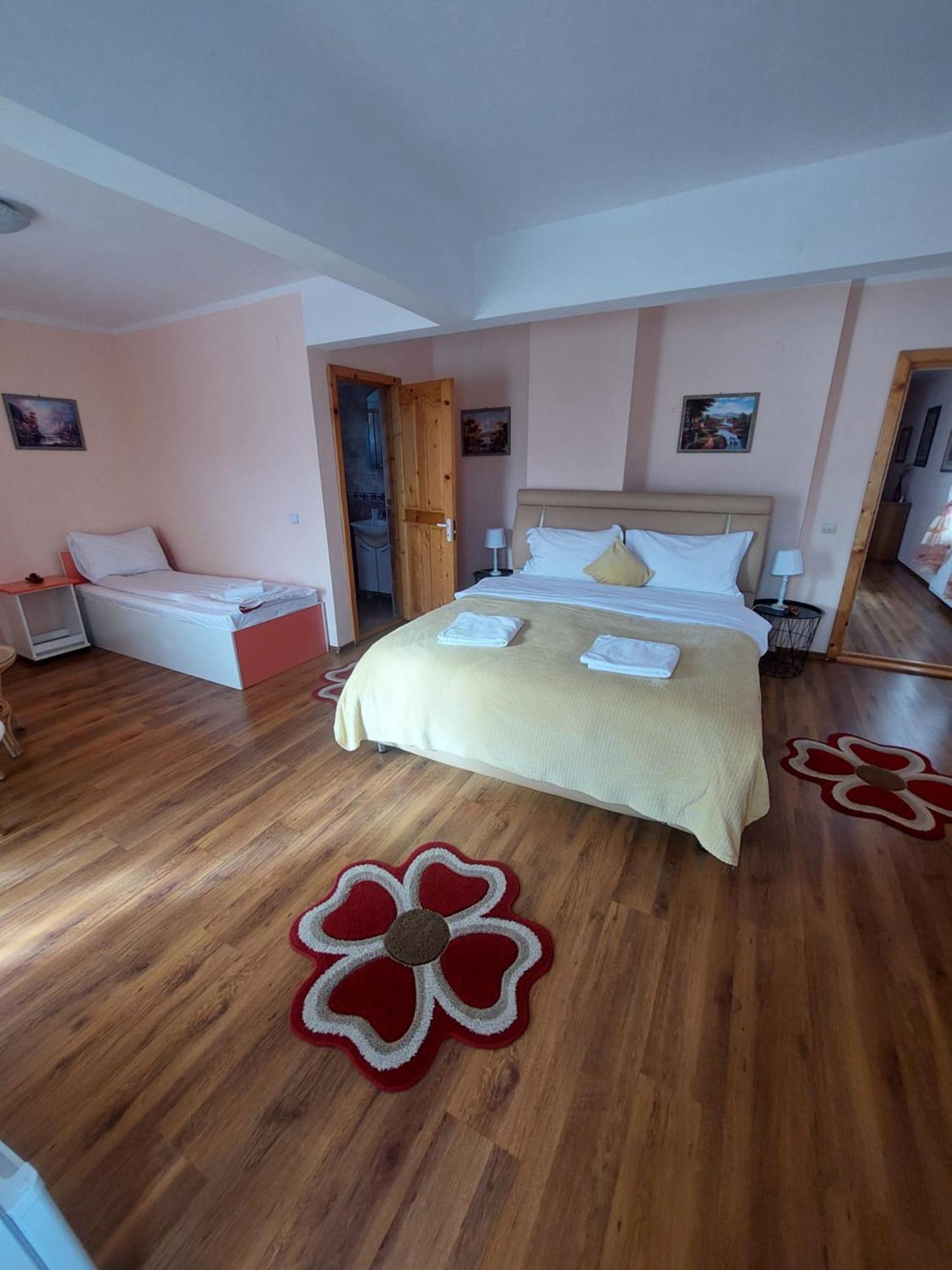 Hotel Casa Tamara Bran  Esterno foto